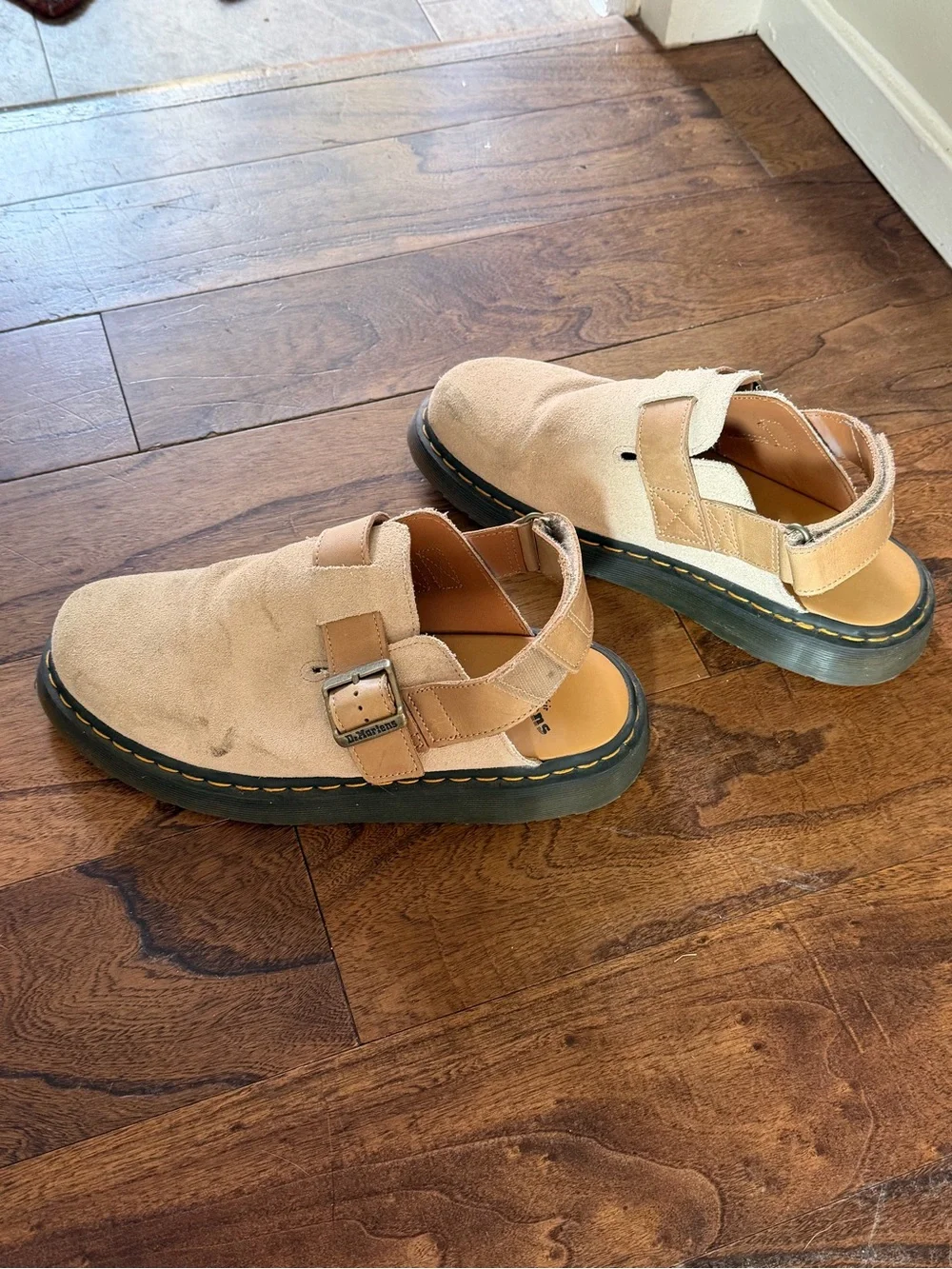 Dr. Martens beige suede